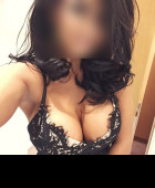 Hot Selected Indian Escorts in Bur Dubai