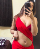 Naina – Busty Escort Girl in JLT Call/WHatsApp