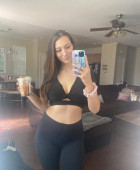 🍑 I love sucking and lowering my dick🍑🍆 💦