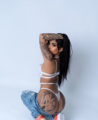 Jhenny girl party