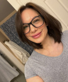 Available immediately for a good fuck darling 🍑🫦