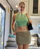 Escort available 24H/24
