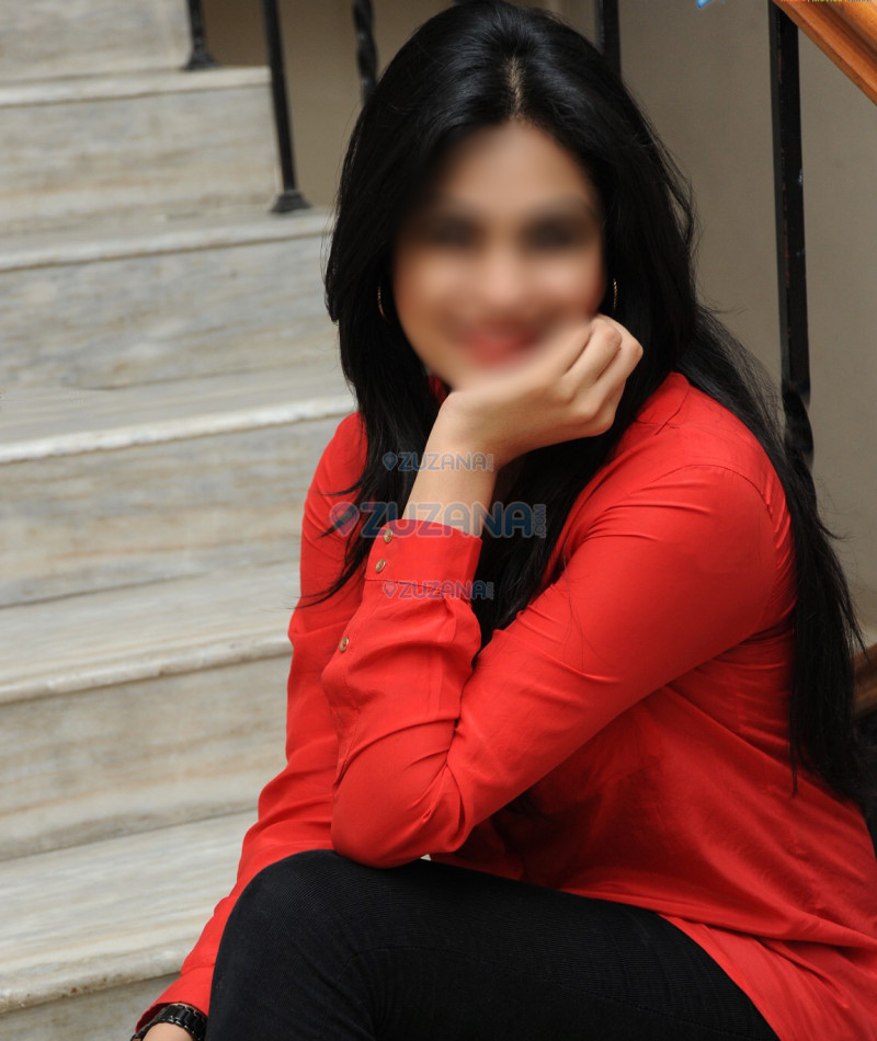 Photo escort girl Mumbai Angela: the best escort service