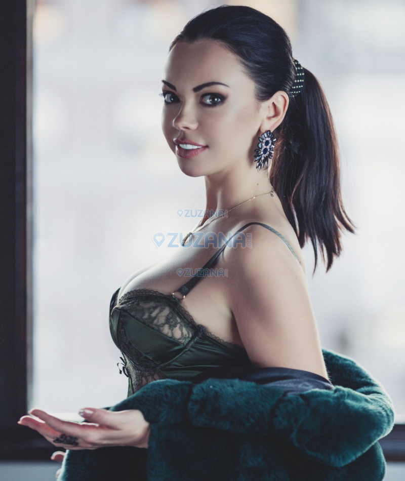 Photo escort girl Alika: the best escort service