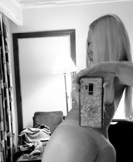Mistress Escort