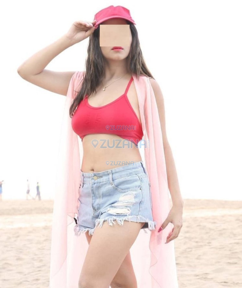 Photo escort girl Priya: the best escort service