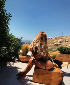 Allison - escort review from Greece