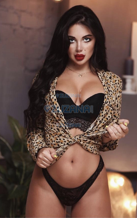 Photo escort girl Roxy: the best escort service