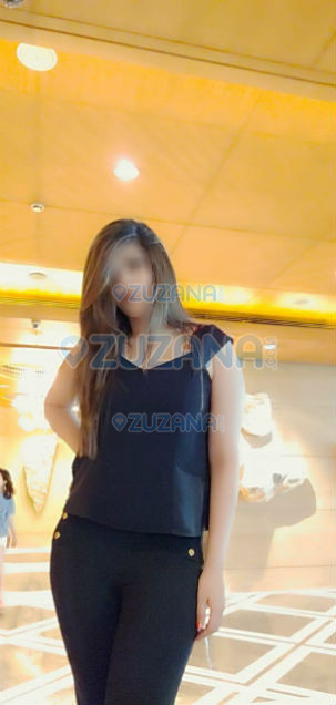 Photo escort girl Aaorhi Mishra: the best escort service