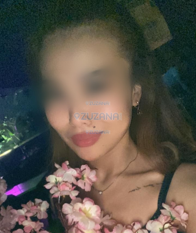 Photo escort girl Flora hot: the best escort service