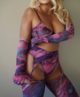 Mistress Escort