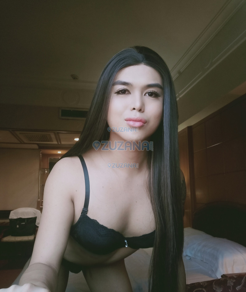 Photo escort girl LadyboyManika: the best escort service