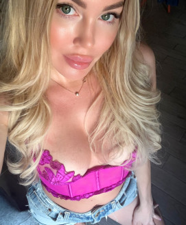 Mistress Escort