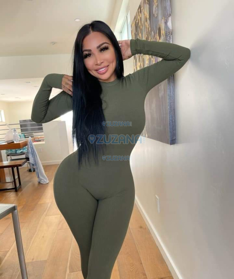 Photo escort girl Monbang: the best escort service