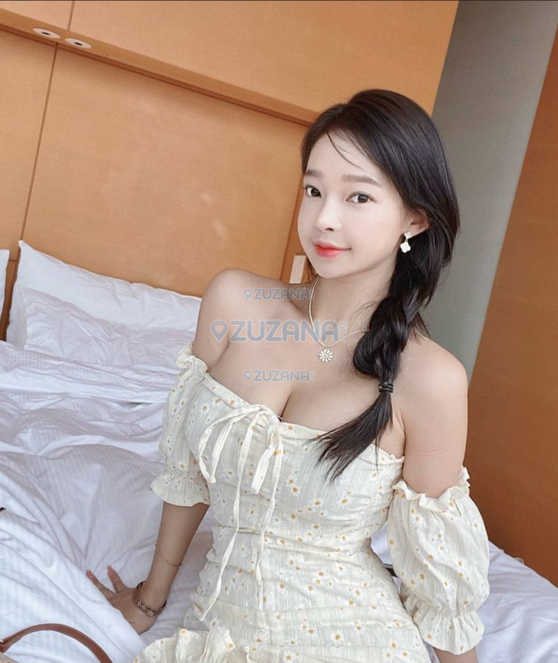 Photo escort girl Miki: the best escort service