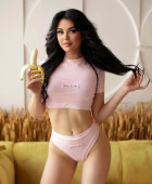 Nadya - escort review from Albania