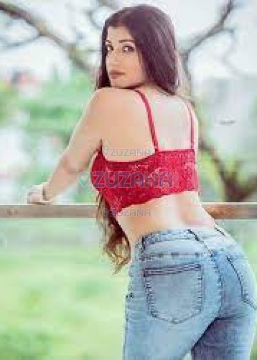 Photo escort girl Naila: the best escort service