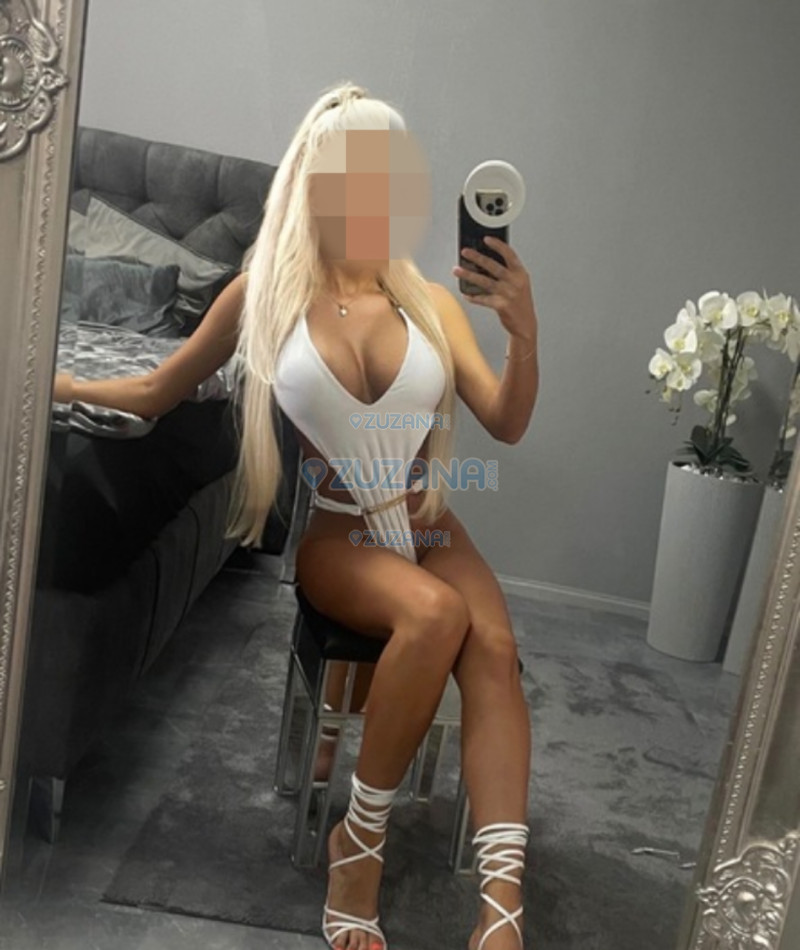 Photo escort girl Mira : the best escort service