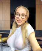 Emilly - escort review from Italy