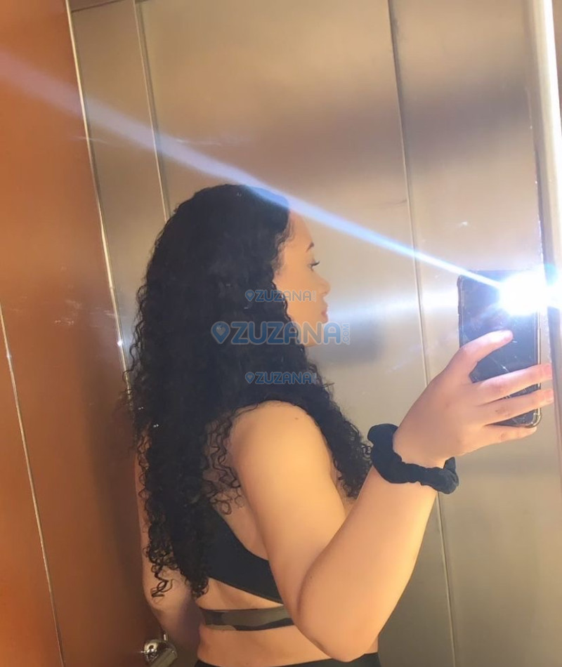 Photo escort girl Soraya: the best escort service