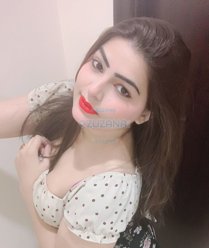 Photo escort girl Nisha Jaan: the best escort service