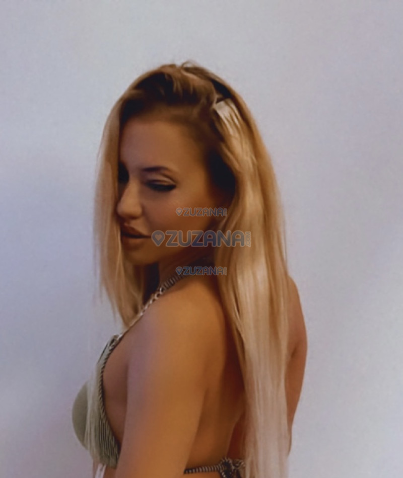 Photo escort girl Rossa: the best escort service