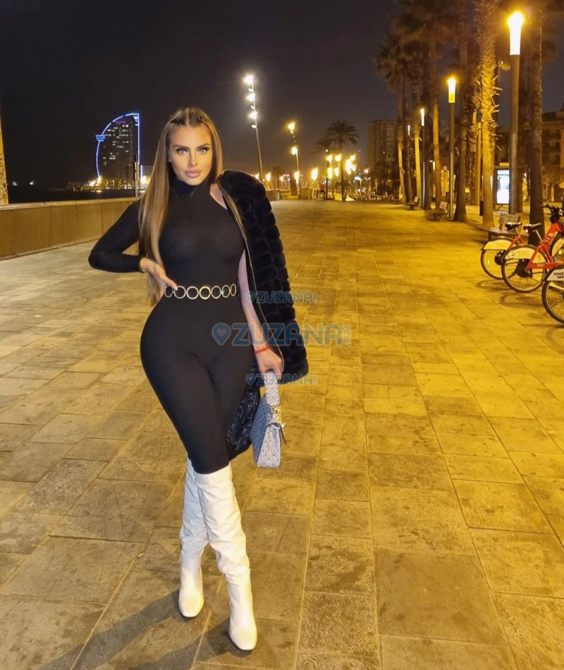 Photo escort girl Alessia: the best escort service