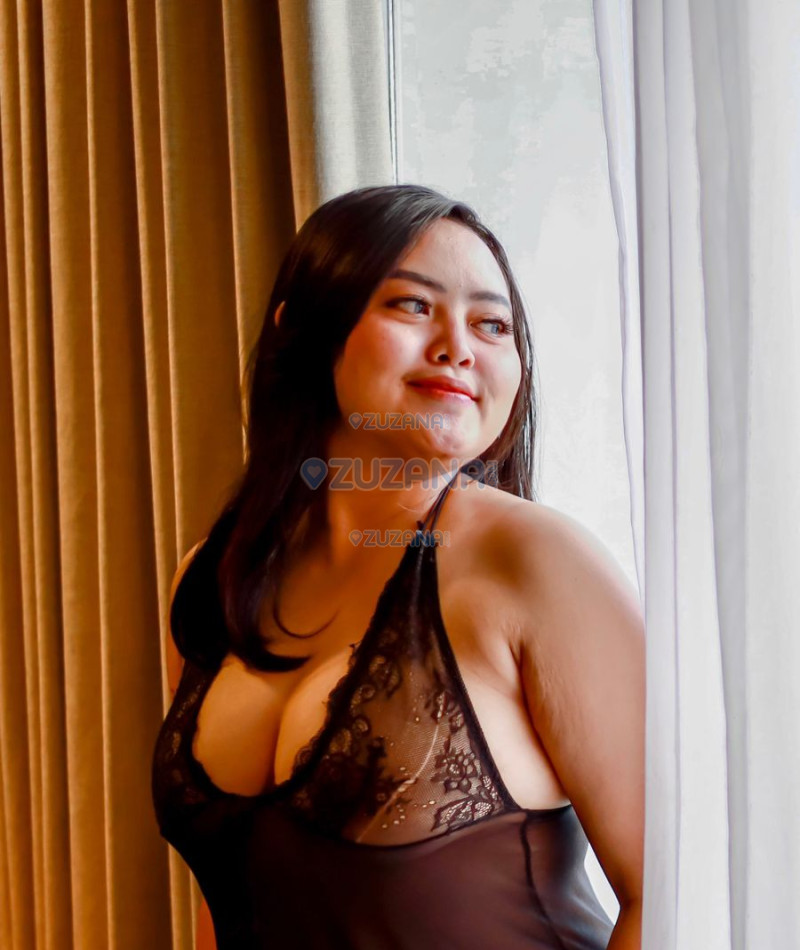 Photo escort girl Alika Baru: the best escort service