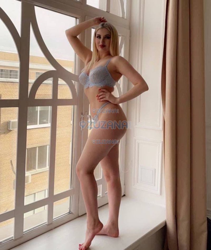 Photo escort girl Zlata: the best escort service