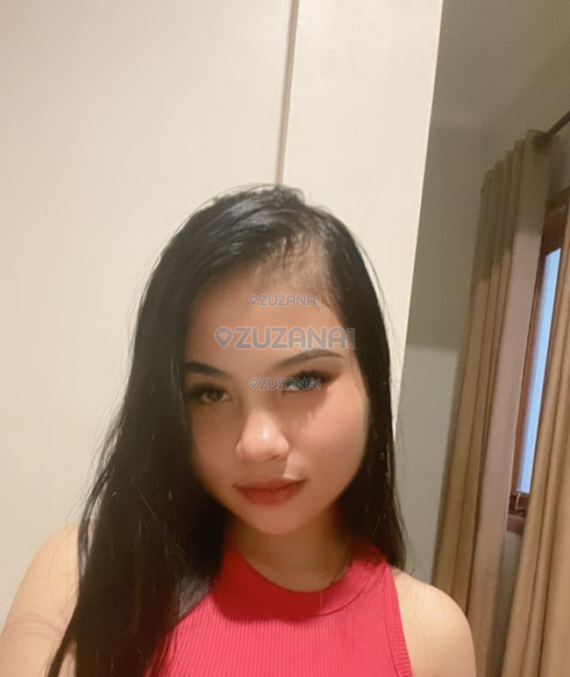 Photo escort girl QIMOY: the best escort service