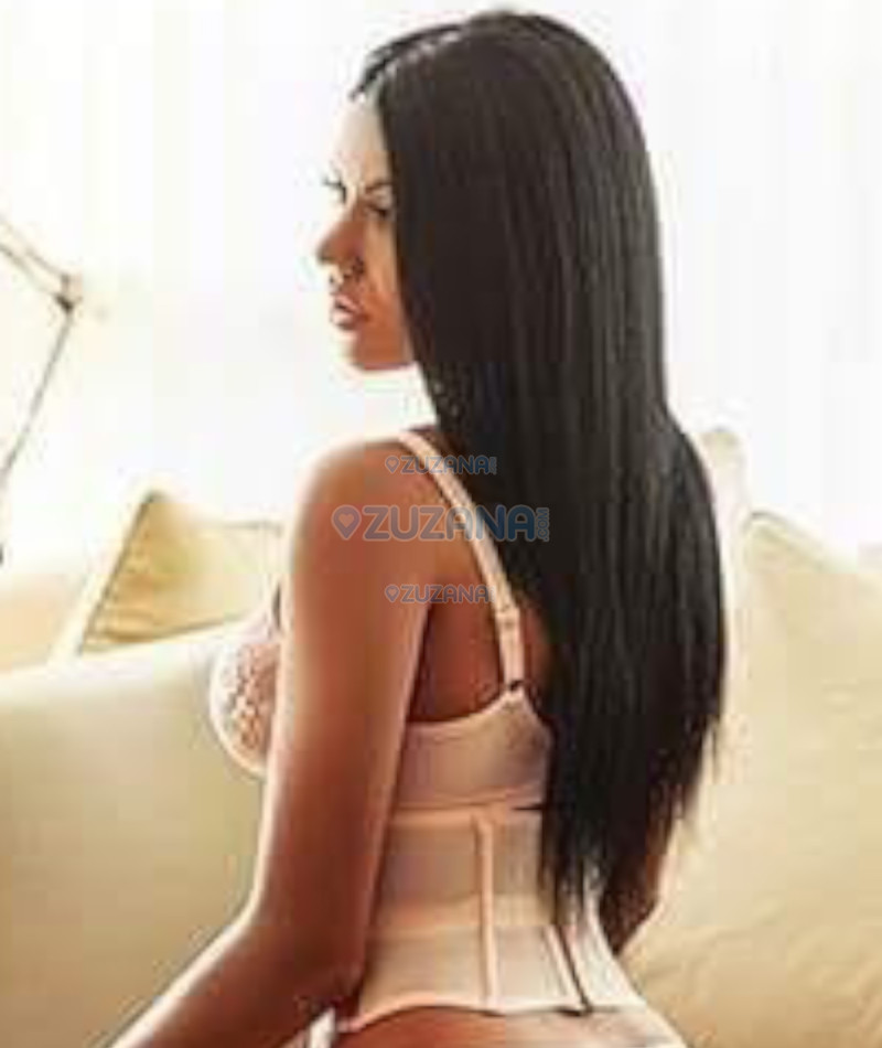 Photo escort girl Adrianna: the best escort service