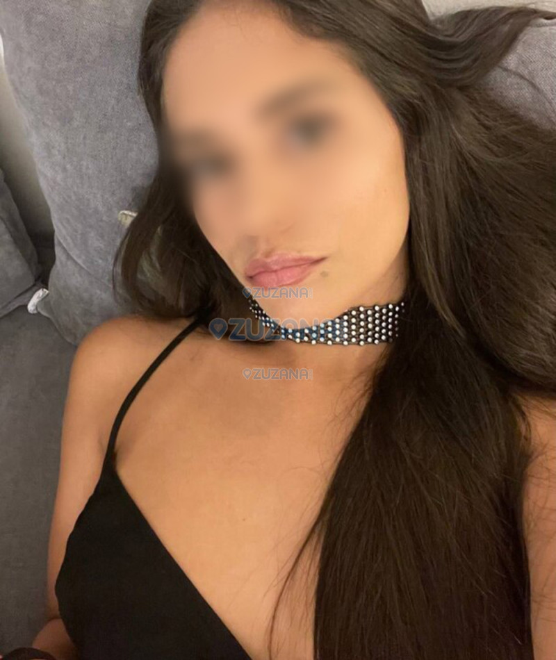 Photo escort girl Valentina : the best escort service