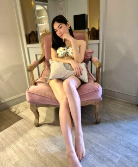 Mistress Escort