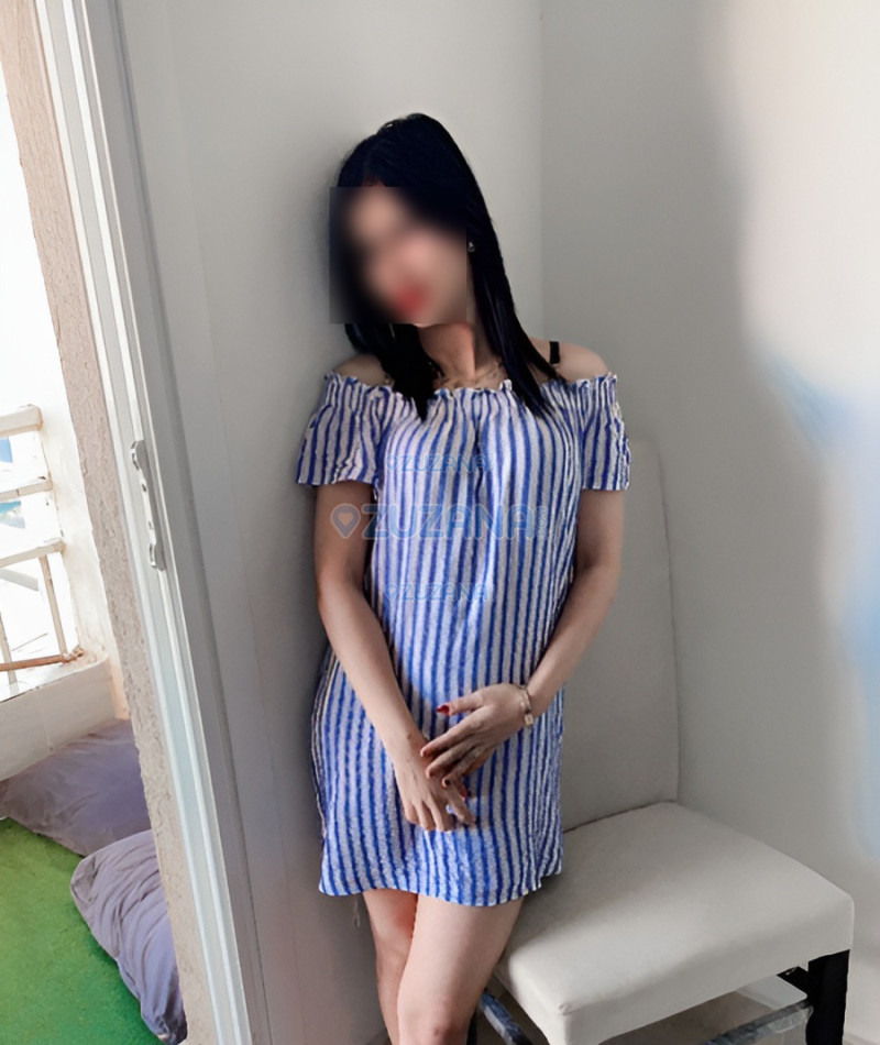 Photo escort girl Manar: the best escort service