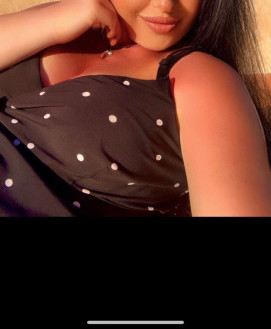 Tina - escort review from Greece