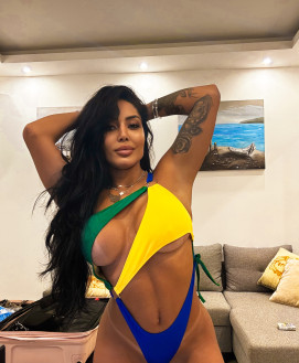 Lola Coutinho 