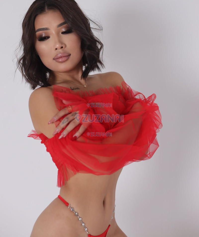 Photo escort girl Toma: the best escort service