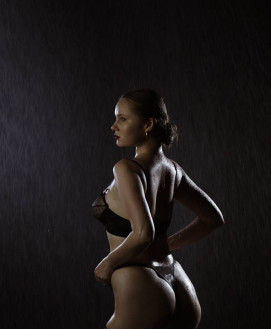 Mistress Escort