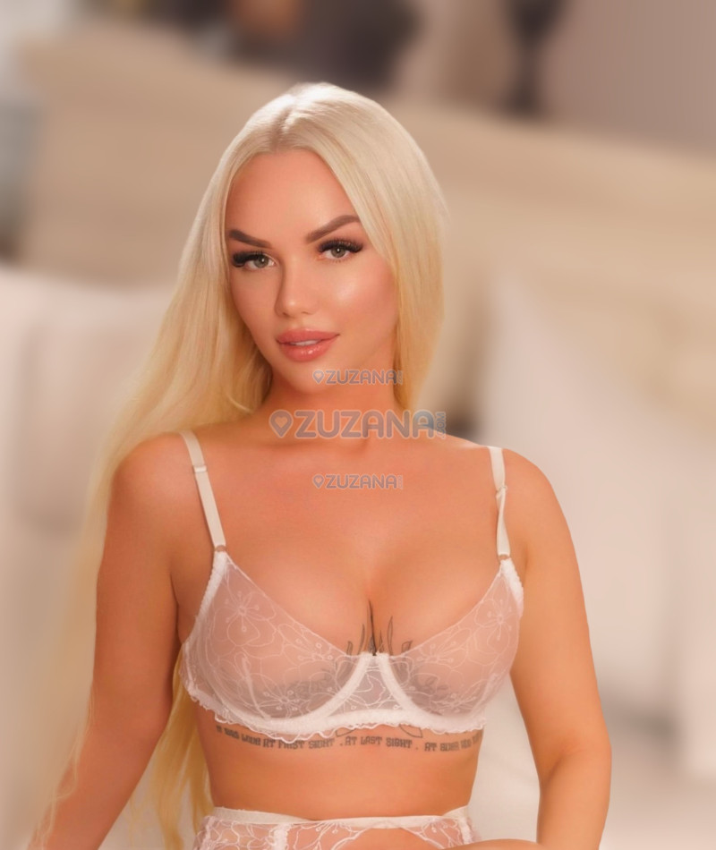 Photo escort girl Zlatalina: the best escort service