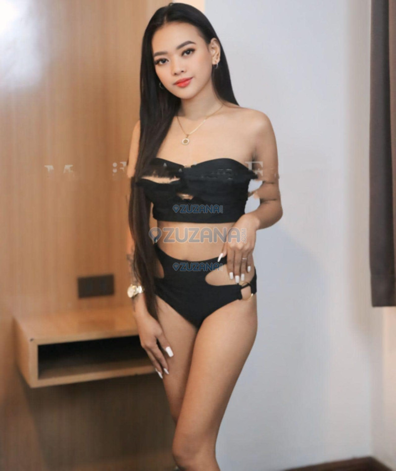 Photo escort girl zyiara: the best escort service