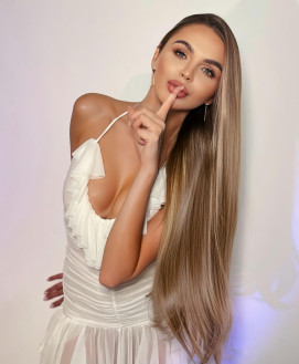 Nika_Skinny