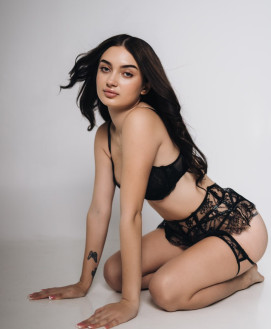 Angela  - escort review from United Kingdom