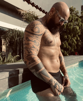Male Escort