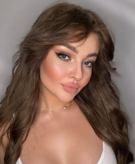 Adele Glamour - escort review from Greece