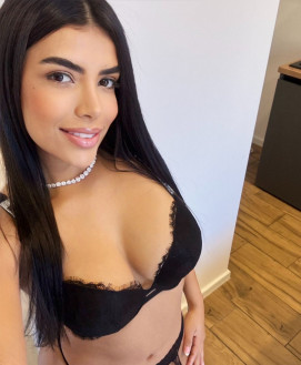 DANIELA VIP