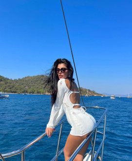 Mia