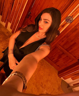 angela