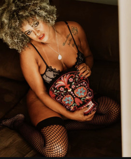 Mistress Escort