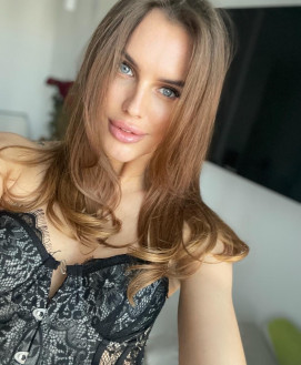 Elena 