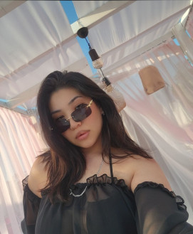 LILA VIP